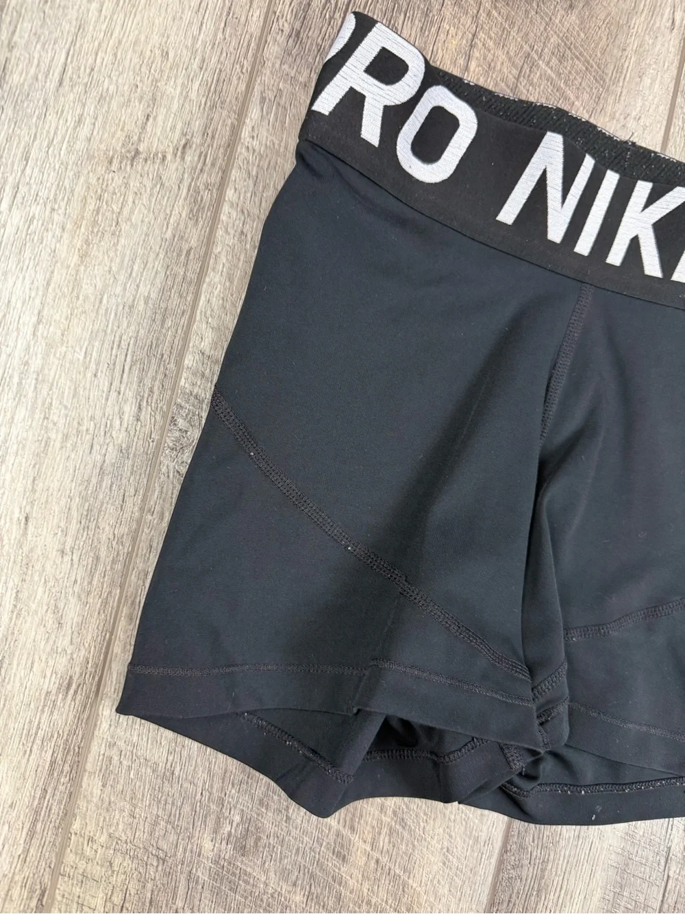 Nike size xs